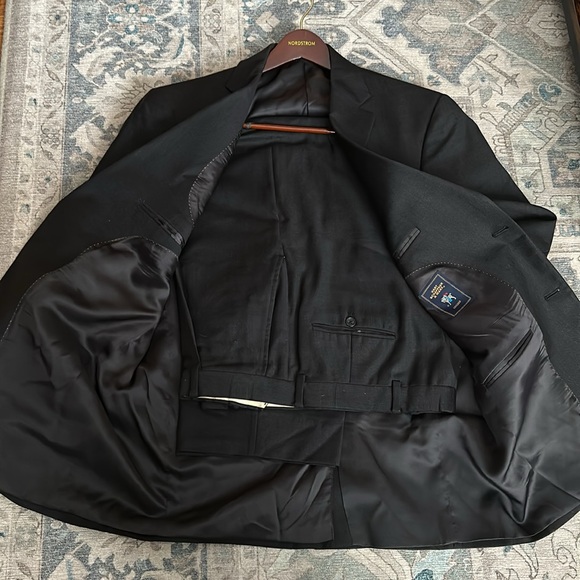 Dark gray men’s suit, size 40R by Hart Schaffner & Marx - Picture 2 of 3